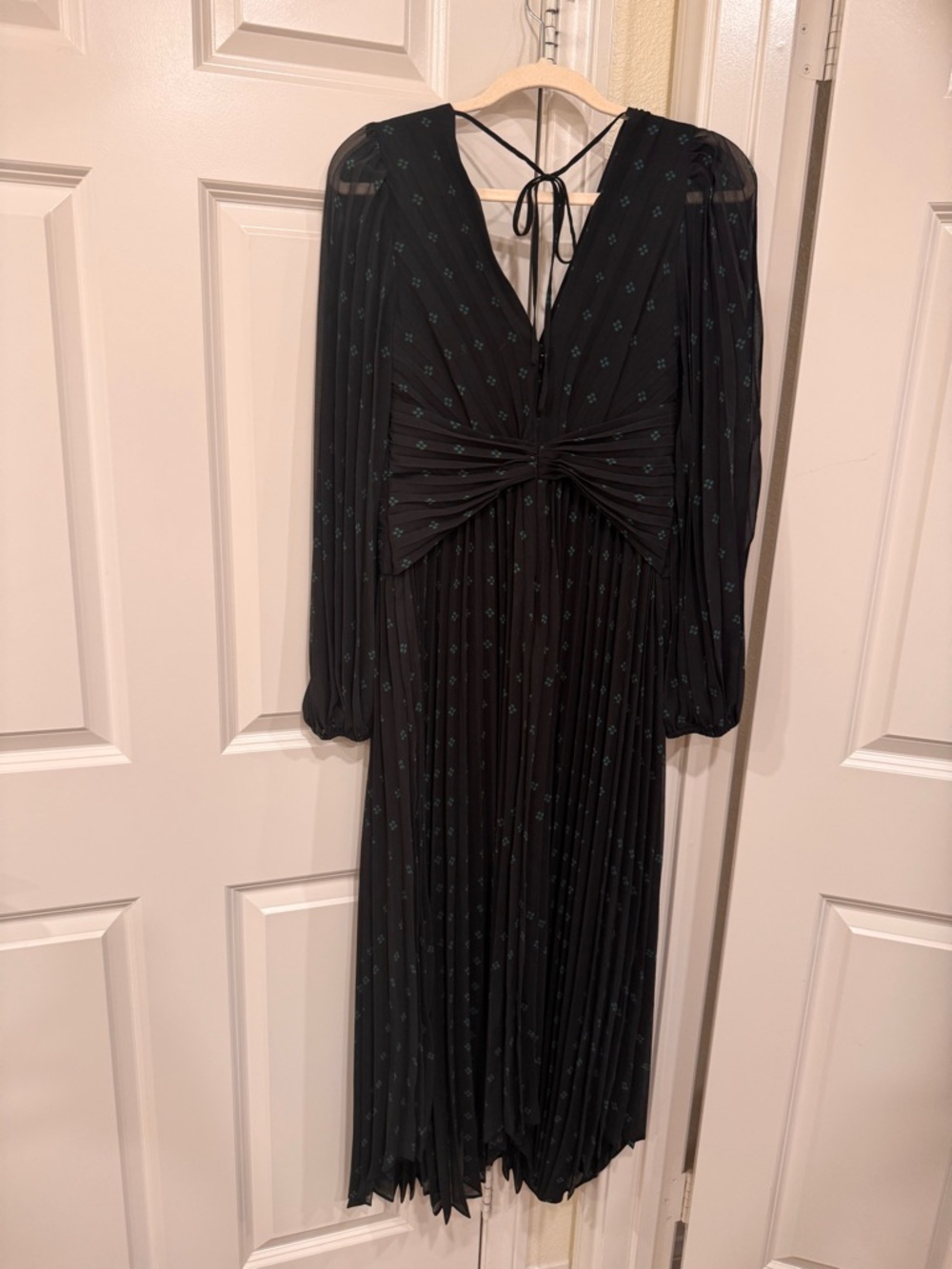 Chelsea28 Navy blue Long Sleeve Pleated Midi Dress with Subtle Teal Print